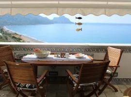 Cefalù seaside suite