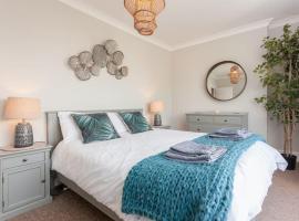 2TheVilla - Great views, 3 bedrooms, parking, central location、イフラクームのホテル