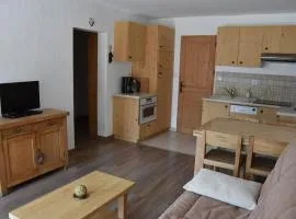 Appartement Champagny-en-Vanoise, 3 pièces, 6 personnes - FR-1-464-80