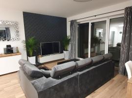 Premium Apartaments-Chociszewskiego 6 c, budjettihotelli kohteessa Leszno