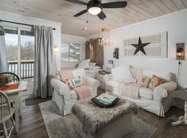 Cozy Mountain Top Ski Studio, residence a Beech Mountain