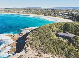 Bannisters Beach House, hotel with jacuzzis in Mollymook