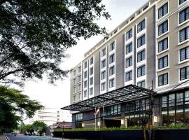 Maia Hotel Jakarta، فندق في جاكرتا