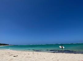 La plage, hotel in Centre de Flacq