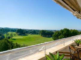 Estupendo apartamento con vistas al golf