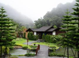 蒙查溫泉旅館，湄林的飯店