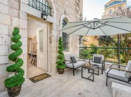 Nina Luxury Apartment