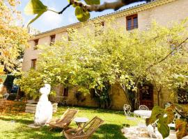 La Bastide du Paradou โรงแรมในมูสติเยร์-แซ็งต์-มารี