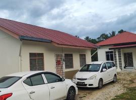 MESRA MUSAFIR HOMESTAY, villa in Kampong Batu Balai