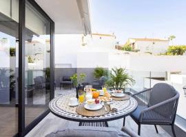 Sunnyland Bungalow Playa Americas, hotel en Arona