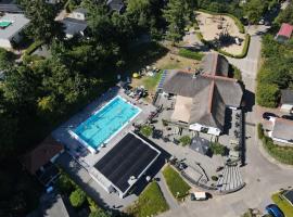 Vakantiepark de Thijmse Berg – hotel w mieście Rhenen