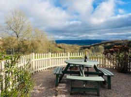 The Chaff House Country Cottage, cottage sa Welsh Newton Common