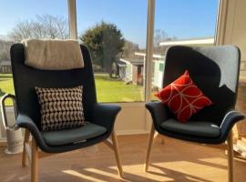 The View. Stylish modern Chalet in great location., hótel í Cromer