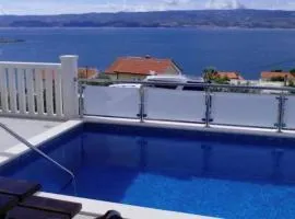 Apartment in Dugi Rat with private Pool, sea view, terrace, aircondition, WiFi 5112-1