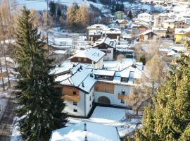 Appartamenti Residence Lares Ossana, allotjament d'esquí a Fucine