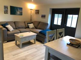 Thistledown Lodge! 5 minutes from beach! Free cancellation!