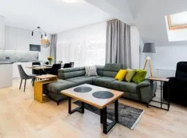 Słowackiego, Sun & Snow