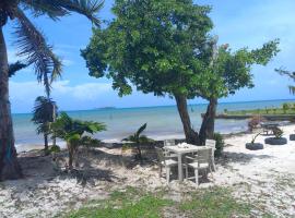 FRESH BEACH HOUSE, chalé alpino em San Andrés