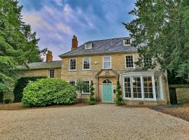 Finest Retreats - Ttich Manor, holiday rental in Milton Keynes