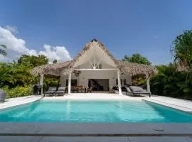 Casa Panamera- 5br luxury beach Villa Playa Coson