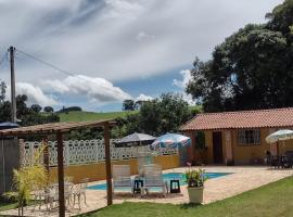 Recanto Estrela da Manhã, hotel v destinaci Bueno Brandão