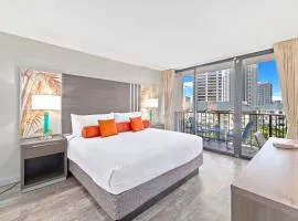 Renovated with City View with Pool at Aqua Palms Waikiki