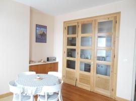 Charmant appartement face plage de Boulogne-sur-Mer avec terrasse, 1 chambre, WiFi, draps inclus - FR-1-376-111, hotel in Boulogne-sur-Mer