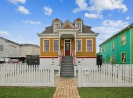 AbFab Seaside Cottage