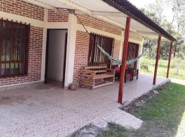 Hospedaje villa luz, cabaña o casa de campo en Pitalito