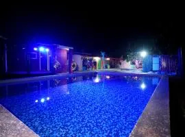 Creek Forest - Riverside Boutique Resort