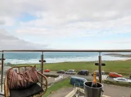 Fistral Retreat