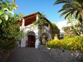 Residence Hotel Villa Fiorentino, hotel a Città di Lipari