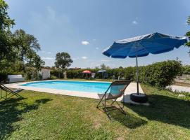 Contemporary countryside haven in Mangualde, vakantiewoning in Mangualde