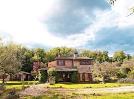 Villa I Camini - Outbuilding, dependance - Swimming pool - Garden - BBQ and fireplaces - Soccer field, günstiges Hotel in Monte Castello di Vibio