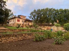 El Robledal - Miraflores de la Sierra, hotel sa Miraflores de la Sierra