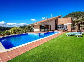 Catalunya Casas Stunning modern villa and just half hour to Barcelona!, vacation home in Caldes de Montbui