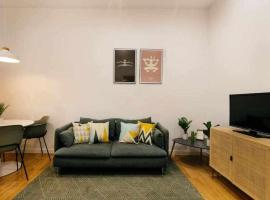 Cozy & Central Apartment