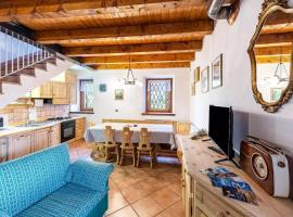 Casa in Montagna - Lago di Garda, מקום אירוח ביתי בFerraro di Monte Baldo