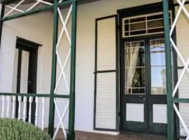 Vredelus Farm Stay, hotel v destinaci De Rust