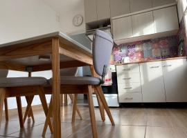 Apartamento Céntrico, Moderno y Tranquilo, pet-friendly hotel in Caleta Olivia