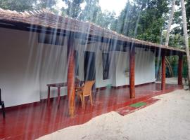 Anna Marari Homestay, khách sạn ở Mararikulam