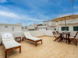 Tia Anica House II - apartment with terrace in central Fuseta beach village, מלון חוף בפוסטה