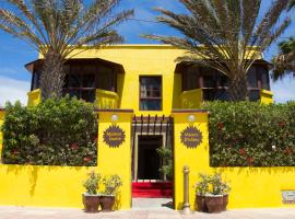 La Maison Jaune Dakhla Maison d'hôtes, location près de la plage à Dakhla