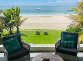 Pointe d'Esny Beachfront Luxury Apartment, hotel en Pointe d'Esny