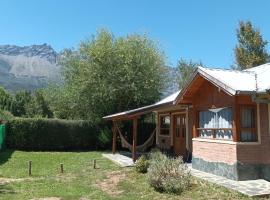 Casa Peral, hotel en El Bolsón