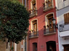 Las Puertas Del Indiano, hotel with pools in Relleu