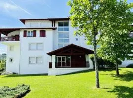 T2 à Cambo-Les-Bains, balcon, parking privé, près des thermes - FR-1-495-14