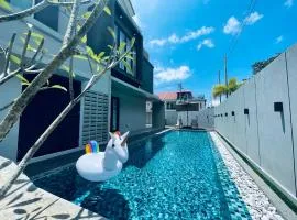 The Groove House Private Pool & BBQ by Linese Homestay