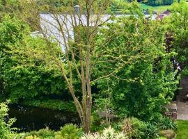 Ferienwohnung Teichblick، فندق في Priesendorf