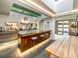 Unique,architecturally acclaimed,Notting Hill home